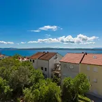 Apartamento Mirta *