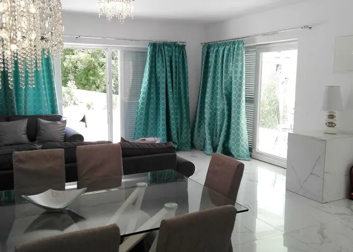 Mirta Apartamento Dramalj